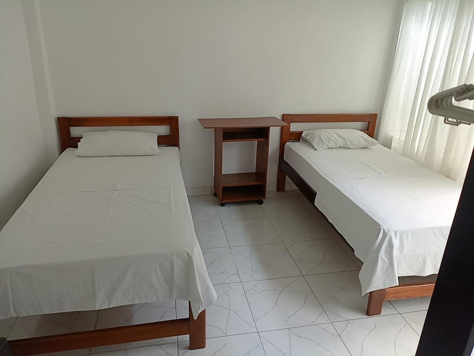 Hotel Heliconias Летисия Екстериор снимка
